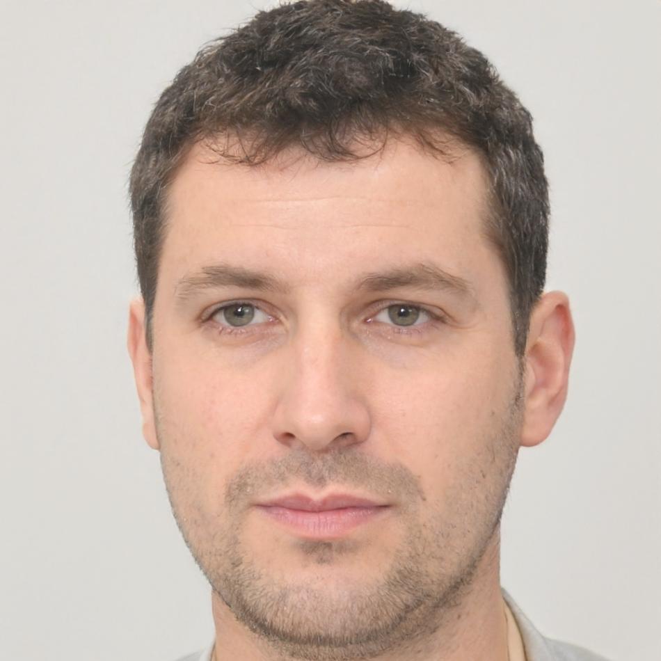 Portret Rareș Moldovan